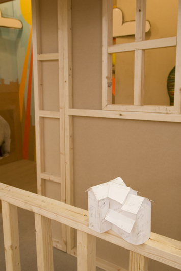 big state (as house, exterior detail with paper model), 2008, mixed media, 300 x 400 x 400 cm